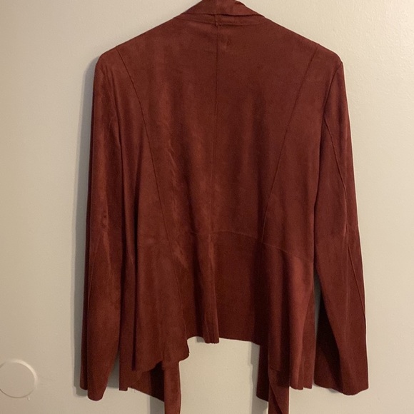 Dressbarn Womans Burgundy Short Jacket Faux Suede Super Soft Zip Pockets Large - Picture 6 of 9